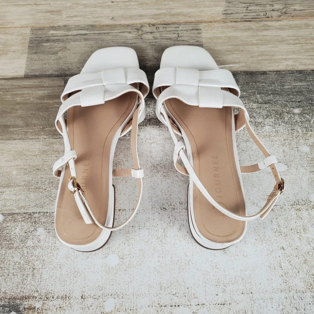 Journee Tabatha Womens Sandal Sz 8.5 M White Buckle Slingback Block Heel